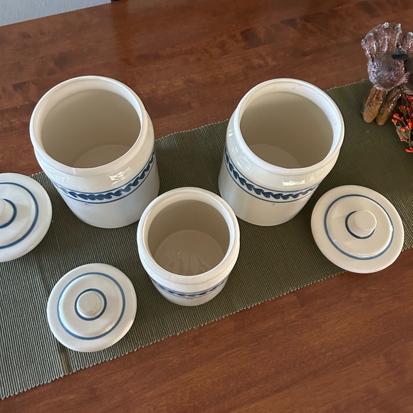 Vintage Hartstone Ohio Pottery Canister Set - Picture 3 of 9